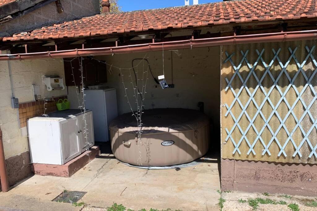 Bourgogne Villa Familiale Saint-Julien-du-Sault エクステリア 写真