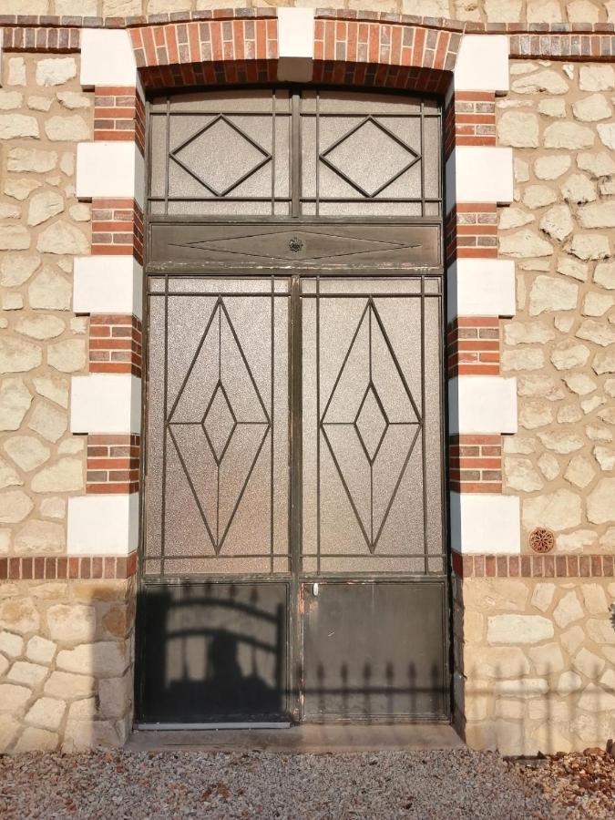 Bourgogne Villa Familiale Saint-Julien-du-Sault エクステリア 写真