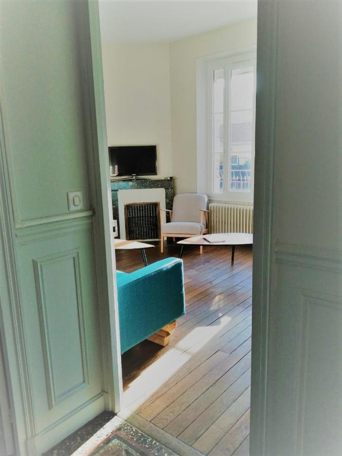 Bourgogne Villa Familiale Saint-Julien-du-Sault エクステリア 写真